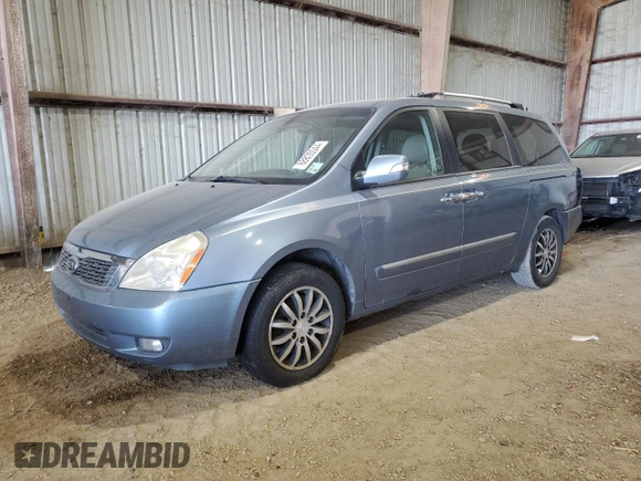 2011 Kia Sedona EX with VIN KNDMH4C78B6375130, listed as a Copart auction lot 68805044 with 151,924 mi miles and Salvage Title. Bid and sale history available at carsss.com. Image 1.