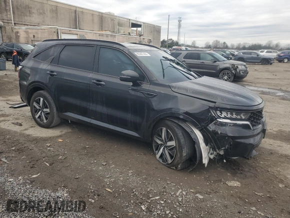 2022 Kia Sorento EX z VIN 5XYRH4LF9NG104561, wystawiony jako Copart lot #85367444 z przebiegiem 51 908 mil mil oraz Szkoda całkowita • Salvage title. Historia ofert i sprzedaży dostępna na DreamBid. Obrazek 4.