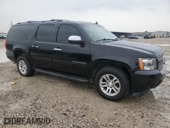 2013 Chevrolet Suburban LT with VIN 1GNSKJE78DR330458, listed as a Copart auction lot 56143205 with 202,809 mi miles and Clean Title. Bid and sale history available at DreamBid. Image 4.