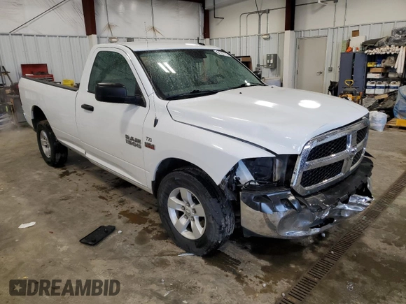 2018 Ram 1500 Tradesman z VIN 3C6JR6DT3JG181018, wystawiony jako Copart lot #57767115 z przebiegiem 146 687 mil mil oraz Nie do naprawy • Non repairable. Historia ofert i sprzedaży dostępna na DreamBid. Obrazek 4.