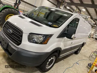2016 Ford Transit z VIN 1FTYR1YM4GKB55543, wystawiony jako IAAI lot #42504585 z przebiegiem 104 991 mil mil oraz . Historia ofert i sprzedaży dostępna na DreamBid. Obrazek 13.