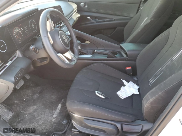2024 Hyundai Elantra SEL with VIN KMHLM4DG8RU790181, listed as a Copart auction lot 50525095 with 20,012 mi miles and Salvage Title. Bid and sale history available at carsss.com. Image 7.