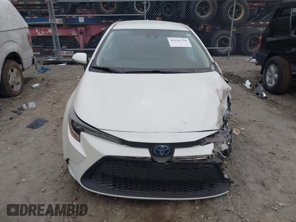 2021 Toyota Corolla Hybrid LE with VIN JTDEAMDE0MJ031684, listed as a IAAI auction lot 41545710 with 40,939 mi miles. Bid and sale history available at carsss.com. Image 12.