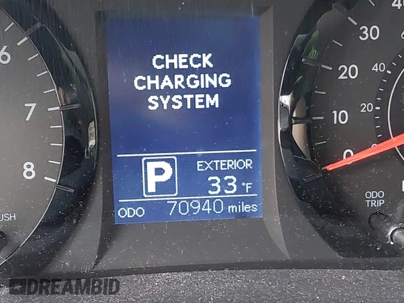 2017 Toyota Sienna LE with VIN 5TDJZ3DC5HS173134, listed as a IAAI auction lot 41256534 with 70,940 mi miles. Bid and sale history available at carsss.com. Image 16.