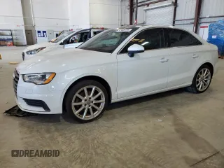 2015 Audi A3 Premium Plus z VIN WAUCCGFF4F1097647, wystawiony jako Copart lot #57966735 z przebiegiem 179 233 mil mil oraz Tytuł czysty. Historia ofert i sprzedaży dostępna na DreamBid. Obrazek 1.