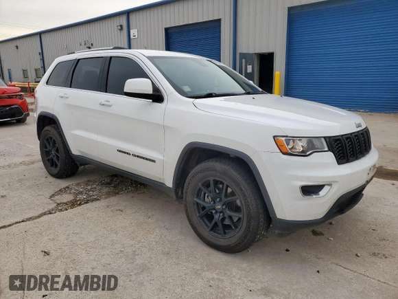 2017 Jeep Grand Cherokee Laredo with VIN 1C4RJEAG0HC674933, listed as a Copart auction lot 60353825 with 114,413 mi miles and Clean title. Bid and sale history available at DreamBid. Image 4.