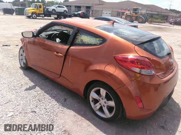 2012 Hyundai Veloster w/Gray Int z VIN KMHTC6AD7CU030176, wystawiony jako IAAI lot #36994035 z przebiegiem Nie podano mil oraz . Historia ofert i sprzedaży dostępna na DreamBid. Obrazek 3.