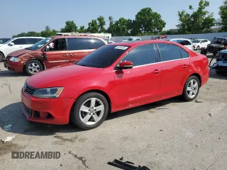 2014 Volkswagen Jetta TDI w/Premium with VIN 3VWLL7AJ1EM403684, listed as a Copart auction lot 60165335 with 116,106 mi miles and Salvage title. Bid and sale history available at DreamBid. Image 1.