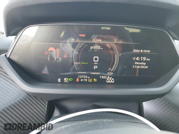 2022 Audi RS e-tron GT z VIN WAUAHBFW1N7903340, wystawiony jako Copart lot #79074014 z przebiegiem 13 755 mil mil oraz Szkoda całkowita • Salvage title. Historia ofert i sprzedaży dostępna na DreamBid. Obrazek 9.