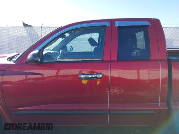 2006 Dodge Dakota SLT with VIN 1D7HE42K26S632608, listed as a IAAI auction lot 41422286 with 81,669 mi miles and . Bid and sale history available at carsss.com. Image 15.