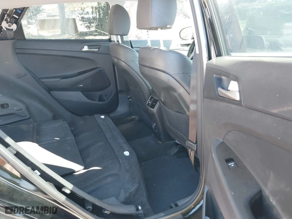 2021 Hyundai Tucson Limited with VIN KM8J33AL6MU298151, listed as a IAAI auction lot 41637599 with 73,886 mi miles. Bid and sale history available at carsss.com. Image 8.