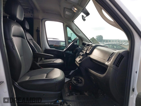 2017 Ram ProMaster Cargo with VIN 3C6TRVAG4HE546435, listed as a IAAI auction lot 41677520 with 163,671 mi miles and . Bid and sale history available at DreamBid. Image 5.