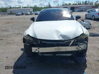 2014 Lexus IS 250 with VIN JTHBF1D26E5021050, listed as a IAAI auction lot 41688315 with 136,567 mi miles. Bid and sale history available at carsss.com. Image 6.