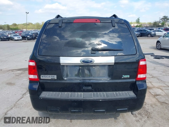 2010 Ford Escape Limited z VIN 1FMCU0EG6AKC04990, wystawiony jako IAAI lot #42206601 z przebiegiem 139 400 mil mil oraz . Historia ofert i sprzedaży dostępna na DreamBid. Obrazek 17.