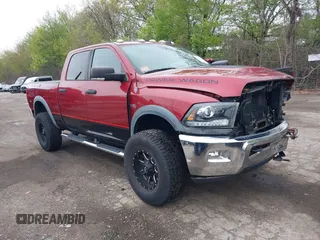 2013 Ram 2500 Power Wagon с VIN 3C6TR5ET2DG554135, выставлен на аукционе IAAI как лот 42139455 с пробегом 76 634 миль миль и . История ставок и продаж доступна на DreamBid. Изображение 1.