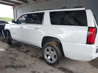 2019 Chevrolet Suburban Premier with VIN 1GNSKJKJ2KR354283, listed as a IAAI auction lot 39548082 with Not Provided miles and . Bid and sale history available at DreamBid. Image 3.