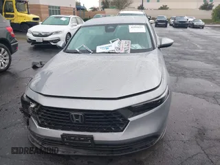2024 Honda Accord LX z VIN 1HGCY1F22RA083914, wystawiony jako IAAI lot #41919521 z przebiegiem 33 106 mil mil oraz . Historia ofert i sprzedaży dostępna na DreamBid. Obrazek 12.
