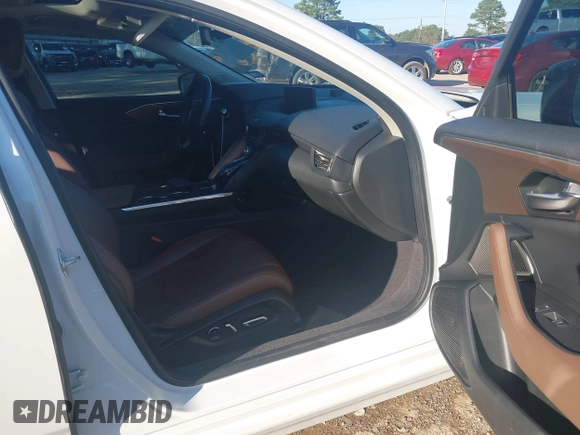 2021 Acura TLX Technology with VIN 19UUB5F42MA014115, listed as a IAAI auction lot 40860740 with Not provided miles and . Bid and sale history available at DreamBid. Image 5.