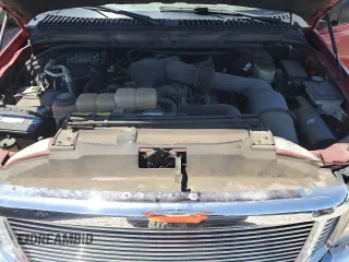 2000 Ford Excursion Limited z VIN 1FMNU42S2YED84910, wystawiony jako Copart lot #57272245 z przebiegiem 235 173 mil mil oraz Szkoda całkowita • Salvage title. Historia ofert i sprzedaży dostępna na DreamBid. Obrazek 12.