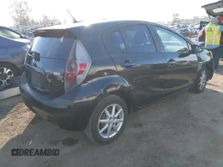 2012 Toyota Prius c One with VIN JTDKDTB36C1010956, listed as a IAAI auction lot 41476271 with 186,403 mi miles. Bid and sale history available at carsss.com. Image 4.