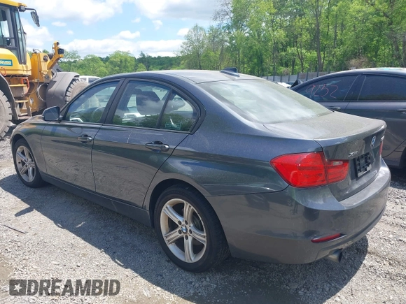 2014 BMW 3 Series 320i xDrive with VIN WBA3C3C57EP662795, listed as a IAAI auction lot 42267683 with 153,451 mi miles and . Bid and sale history available at DreamBid. Image 3.