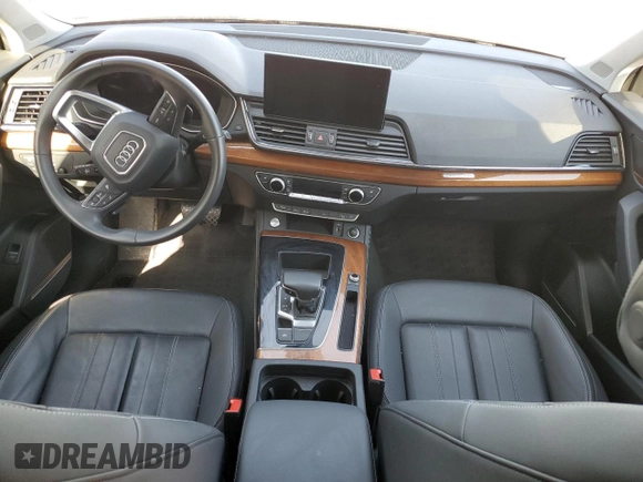 2023 Audi Q5 S line Premium Plus z VIN WA1EAAFY9P2018513, wystawiony jako Copart lot #47576785 z przebiegiem 44 580 mil mil oraz Szkody całkowita. Historia ofert i sprzedaży dostępna na DreamBid. Obrazek 8.