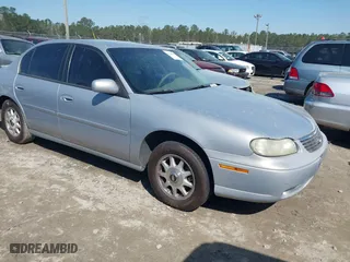 1997 Chevrolet Malibu LS with VIN 1G1NE52M8VY107867, listed as a IAAI auction lot 41766004 with 165,647 mi miles. Bid and sale history available at carsss.com. Image 1.