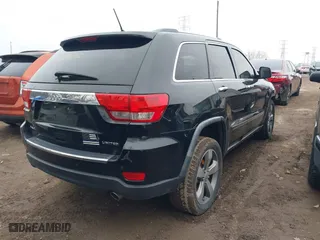 2011 Jeep Grand Cherokee Limited with VIN 1J4RR5GG1BC522483, listed as a IAAI auction lot 41551692 with 186,339 mi miles. Bid and sale history available at carsss.com. Image 4.