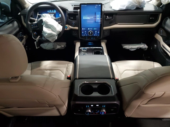 2024 Ford Expedition Max Platinum with VIN 1FMJK1M86REA38624, listed as a Copart auction lot 64295635 with 14,532 mi miles and Salvage title. Bid and sale history available at DreamBid. Image 8.