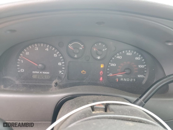 2005 Ford Ranger XLT with VIN 1FTZR45E95PB06678, listed as a Copart auction lot 53658535 with 232,611 mi miles and Clean Title. Bid and sale history available at carsss.com. Image 9.