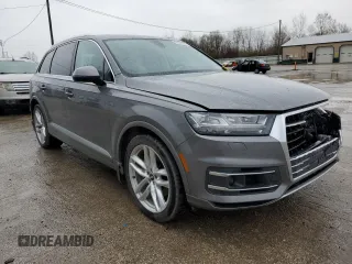 2017 Audi Q7 Prestige with VIN WA1VAAF70HD041420, listed as a Copart auction lot 51531185 with 68,667 mi miles and Salvage Title. Bid and sale history available at carsss.com. Image 4.