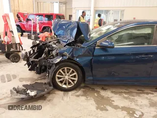 2019 Hyundai Sonata SE with VIN 5NPE24AF7KH803260, listed as a IAAI auction lot 41713958 with Not Provided miles and . Bid and sale history available at carsss.com. Image 18.