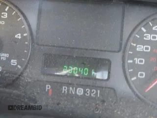 2006 Ford F-250 XL с VIN 1FTSX21P36EA09895, выставлен на аукционе IAAI как лот 42686302 с пробегом 230 401 миль миль и . История ставок и продаж доступна на DreamBid. Изображение 7.