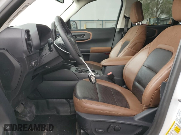 2021 Ford Bronco Sport Badlands z VIN 3FMCR9D96MRA87307, wystawiony jako Copart lot #53701625 z przebiegiem 27 744 mil mil oraz Szkoda całkowita • Salvage title. Historia ofert i sprzedaży dostępna na DreamBid. Obrazek 7.