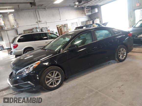 2016 Hyundai Sonata SE z VIN 5NPE24AF5GH260658, wystawiony jako IAAI lot #41884896 z przebiegiem 127 645 mil mil oraz . Historia ofert i sprzedaży dostępna na DreamBid. Obrazek 17.