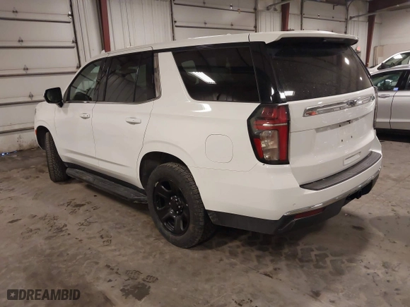 2021 Chevrolet Tahoe Commercial with VIN 1GNSKLED8MR258534, listed as a IAAI auction lot 41645301 with 137,305 mi miles. Bid and sale history available at carsss.com. Image 3.