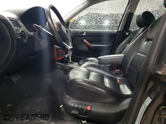 2001 Volkswagen Jetta z VIN 3VWTG29M91M019717, wystawiony jako Copart lot #84151674 z przebiegiem 112 339 mil mil oraz Szkoda całkowita • Salvage title. Historia ofert i sprzedaży dostępna na DreamBid. Obrazek 7.