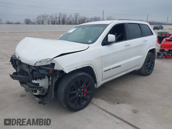 2018 Jeep Grand Cherokee Laredo E with VIN 1C4RJEAG0JC218694, listed as a IAAI auction lot 41587665 with 97,618 mi miles. Bid and sale history available at carsss.com. Image 17.