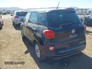 2015 FIAT 500L Lounge with VIN ZFBCFACH1FZ033227, listed as a IAAI auction lot 41636790 with 96,321 mi miles. Bid and sale history available at carsss.com. Image 3.