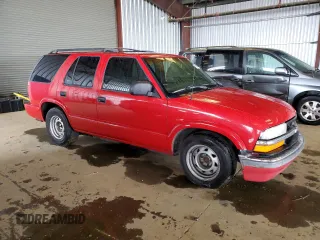 2001 Chevrolet Blazer LT with VIN 1GNCS13W71K106813, listed as a Copart auction lot 48734085 with 205,599 mi miles and Salvage title. Bid and sale history available at DreamBid. Image 4.