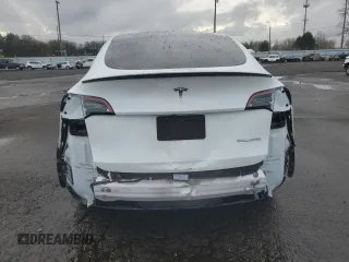 2022 Tesla Model Y Performance with VIN 7SAYGDEFXNF455517, listed as a Copart auction lot 44147905 with 32,210 mi miles and Salvage title. Bid and sale history available at DreamBid. Image 6.