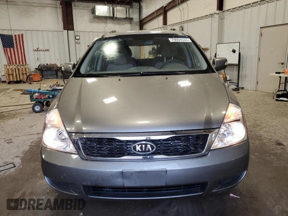 2012 Kia Sedona LX with VIN KNDMG4C72C6441773, listed as a Copart auction lot 79008684 with 167,143 mi miles and Clean Title. Bid and sale history available at DreamBid. Image 5.