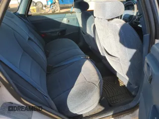 1995 Mercury Sable GS z VIN 1MELM50UXSG617772, wystawiony jako Copart lot #86834064 z przebiegiem 120 994 mil mil oraz Szkody całkowita. Historia ofert i sprzedaży dostępna na DreamBid. Obrazek 10.