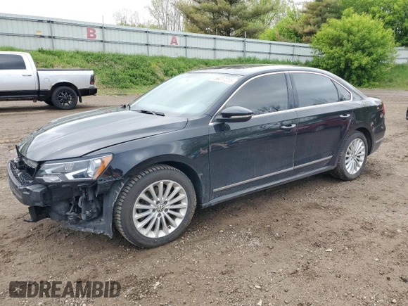 2016 Volkswagen Passat SE z VIN 1VWBT7A38GC051284, wystawiony jako Copart lot #56017235 z przebiegiem 120 066 mil mil oraz Czysty tytuł • Clean title. Historia ofert i sprzedaży dostępna na DreamBid. Obrazek 1.