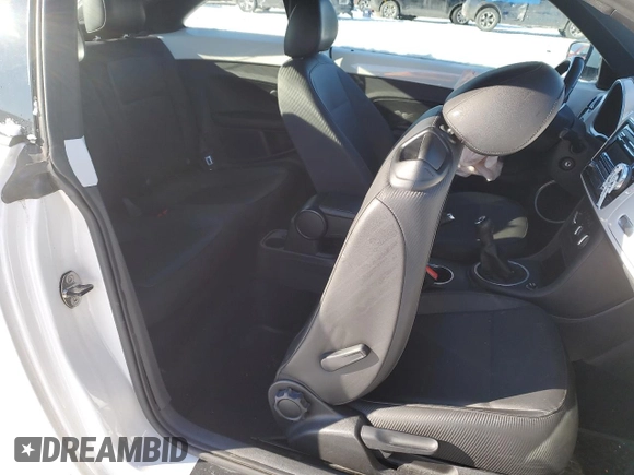 2014 Volkswagen Beetle with VIN 3VWHX7AT1EM617442, listed as a Copart auction lot 89093225 with 74,146 mi miles and Salvage Title. Bid and sale history available at DreamBid. Image 10.