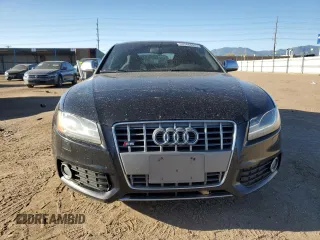 2009 Audi S5 z VIN WAURV78T29A038995, wystawiony jako Copart lot #53546695 z przebiegiem 120 903 mil mil oraz Szkoda całkowita • Salvage title. Historia ofert i sprzedaży dostępna na DreamBid. Obrazek 5.