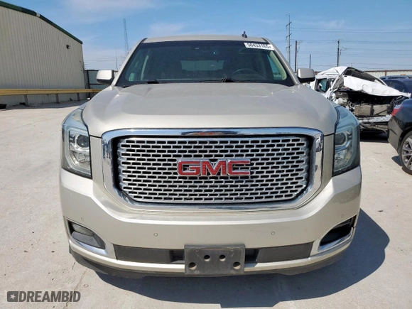 2015 GMC Yukon Denali with VIN 1GKS2CKJ9FR113741, listed as a Copart auction lot 50433165 with 158,212 mi miles and Salvage Title. Bid and sale history available at carsss.com. Image 5.