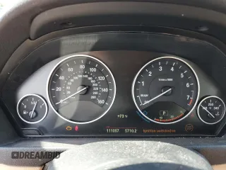 2015 BMW 3 Series 328i xDrive с VIN WBA3B5G54FNS19266, выставлен на аукционе Copart как лот 60695065 с пробегом 111 057 миль миль и Чистый • Clean title. История ставок и продаж доступна на DreamBid. Изображение 9.