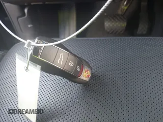 2022 Porsche Macan с VIN WP1AA2A52NLB09801, выставлен на аукционе IAAI как лот 42168524 с пробегом Не указан миль и . История ставок и продаж доступна на DreamBid. Изображение 11.