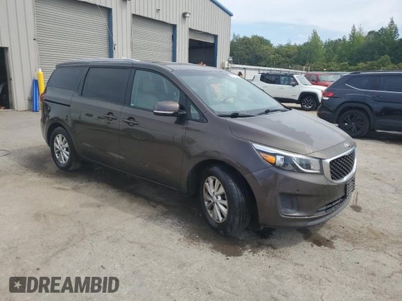2017 Kia Sedona LX with VIN KNDMB5C16H6281288, listed as a Copart auction lot 72551224 with 110,411 mi miles and Clean Title. Bid and sale history available at DreamBid. Image 4.